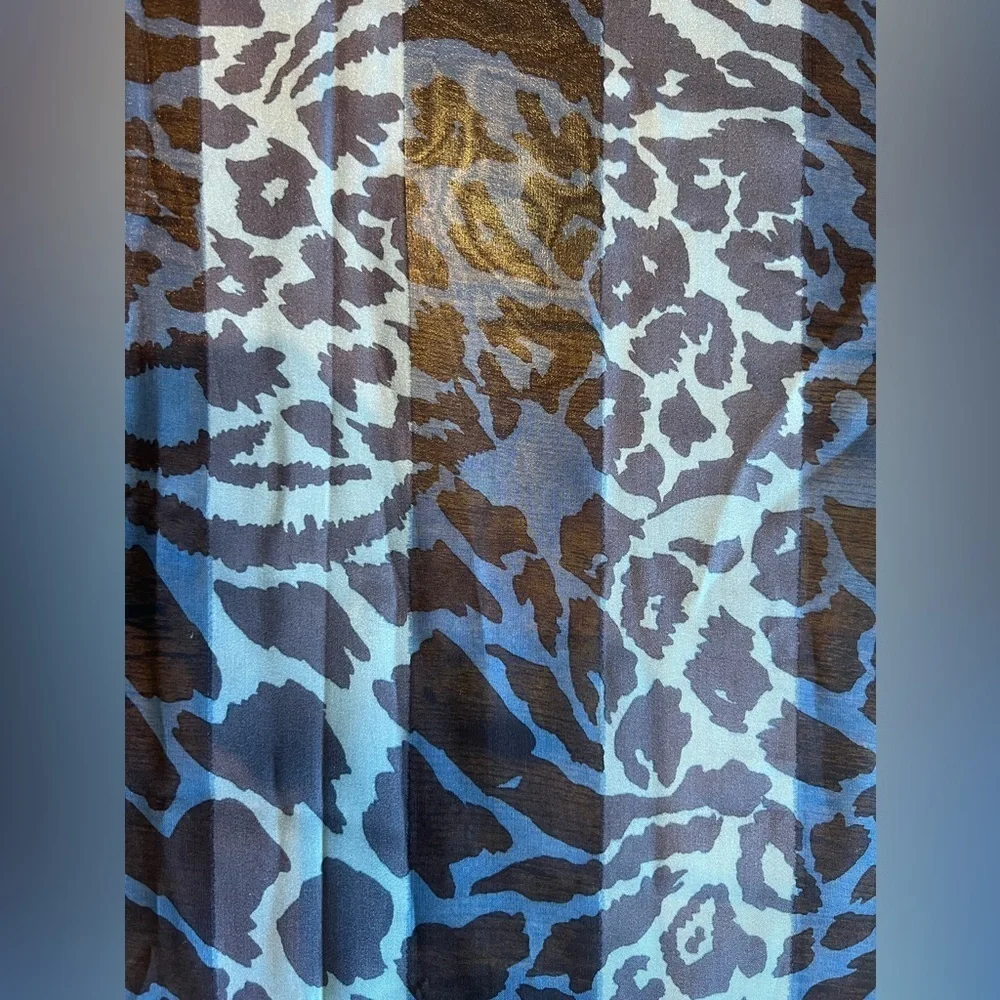 ACCESSORY STREET | ladies 100% silk, scarf.